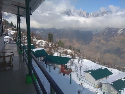 Auli Eco Nature Resort